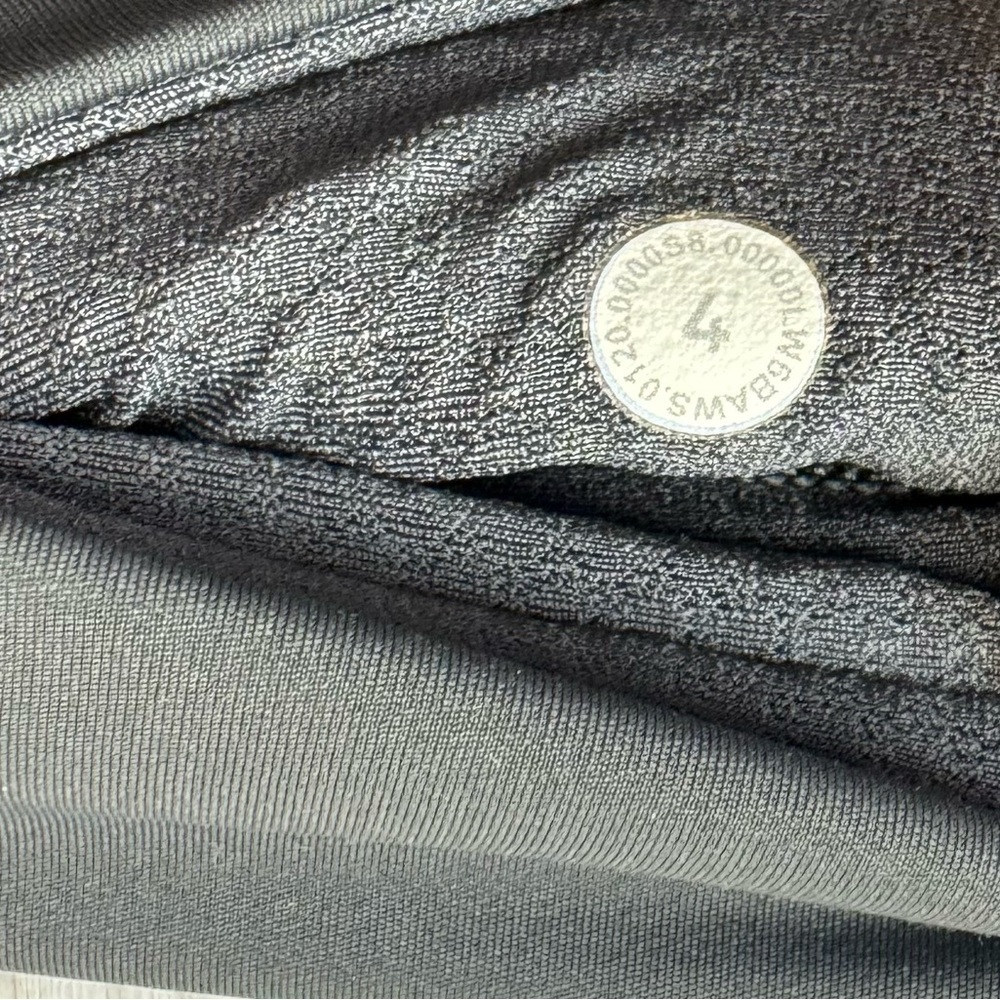 Lululemon Dark gray Perforated Leggings size 4 - Picture 8 of 12